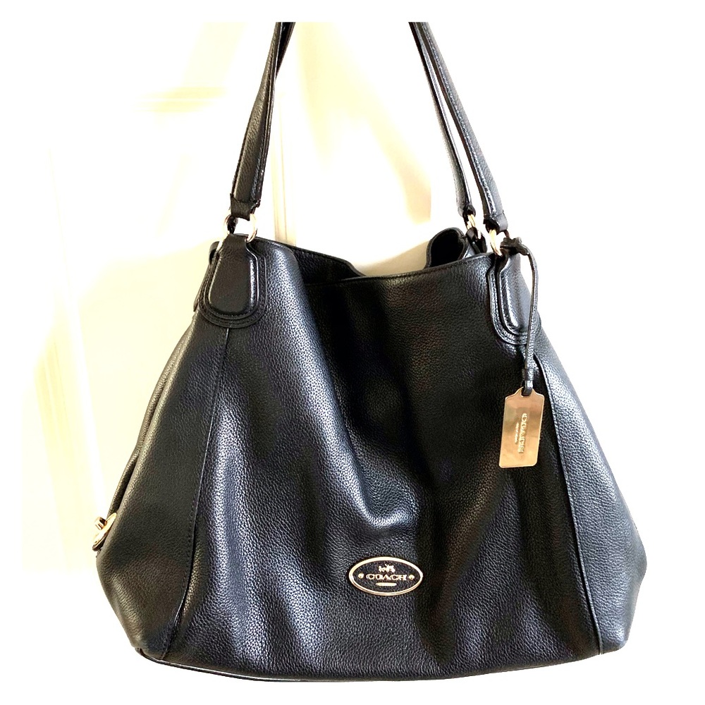 Coach black leather shoulder bag